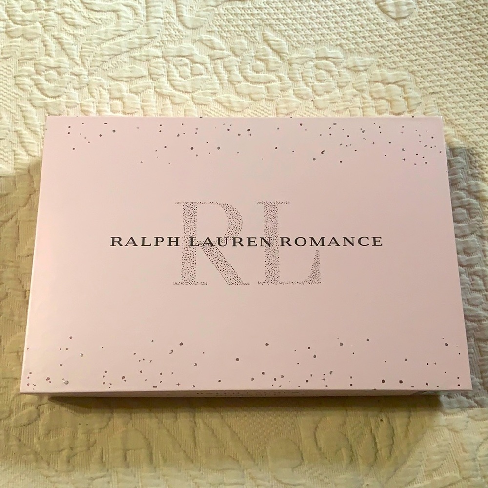 RALPH LAUREN ROMANCE PERFUME, MOISTURIZER, SHOWER GEL, AND MIST SET